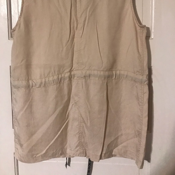 Cato Vest - Picture 5 of 6